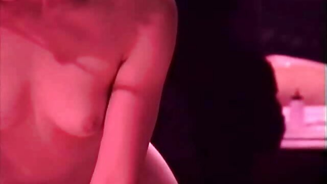 Elegante británica MILF lamiendo videos eroticos en hd coño elegante joven lesbiana